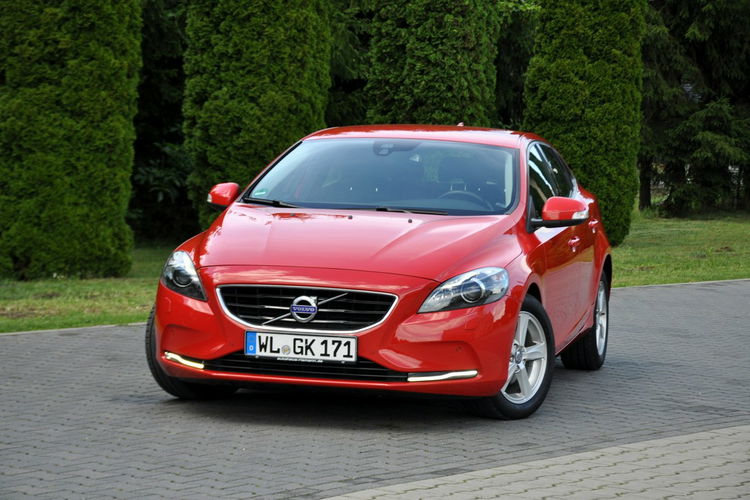 Volvo V40 1.6d(115KM) Lift Xenon Led Virtual Kamera Parkt Asista Alu16"ASO FULL zdjęcie 8