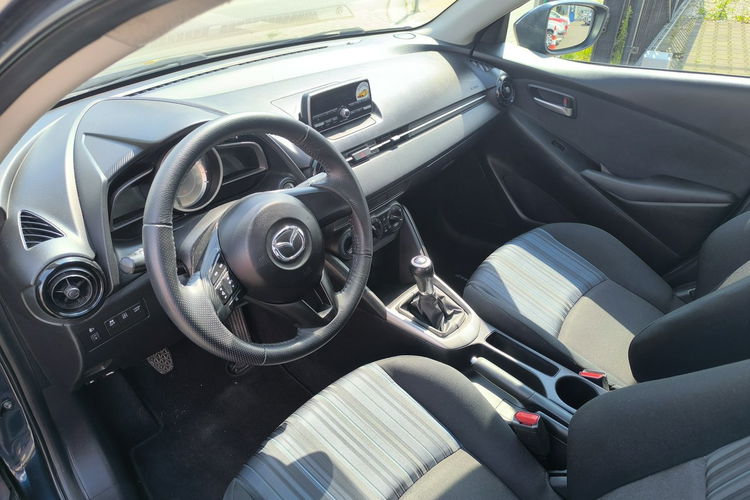 Mazda 2 1.5i SkyActive-G 75KM Klimatyzacja zdjęcie 14