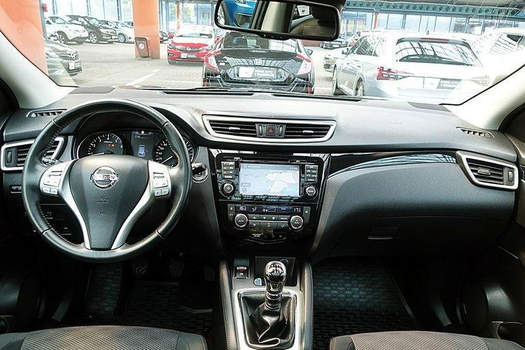 Nissan Qashqai TYLKO 71TYŚ KM PANORAMA+LED+NAVI+Kamera360 SERWIS GWAR. KRAJOWY BEZWYP 4x2 zdjęcie 12