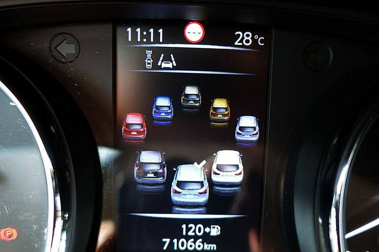 Nissan Qashqai TYLKO 71TYŚ KM PANORAMA+LED+NAVI+Kamera360 SERWIS GWAR. KRAJOWY BEZWYP 4x2 zdjęcie 28