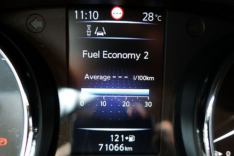 Nissan Qashqai TYLKO 71TYŚ KM PANORAMA+LED+NAVI+Kamera360 SERWIS GWAR. KRAJOWY BEZWYP 4x2 zdjęcie 32
