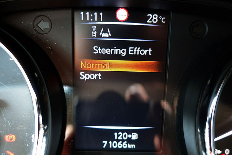 Nissan Qashqai TYLKO 71TYŚ KM PANORAMA+LED+NAVI+Kamera360 SERWIS GWAR. KRAJOWY BEZWYP 4x2 zdjęcie 39