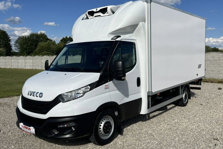 Iveco Daily 35S18 Winda_750kg Chłodnia -29 C/+29 C GWARANCJA 3.0/180KM zdjęcie 2