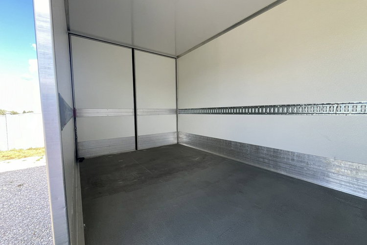 Iveco Daily 35S18 Winda_750kg Chłodnia -29 C/+29 C GWARANCJA 3.0/180KM zdjęcie 9