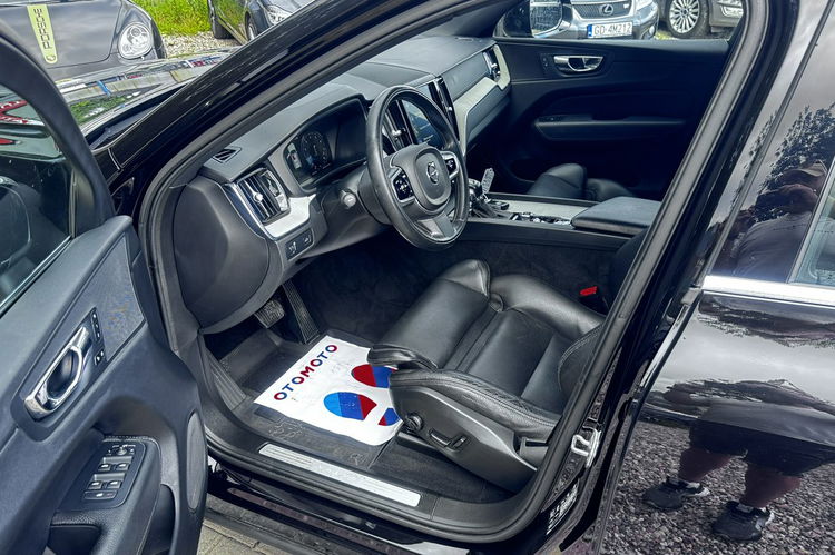 Volvo XC 60 T5 AWD 2.0i turbo inscription full serwis bezwypadkowy zamiana 1.r.gwa zdjęcie 18