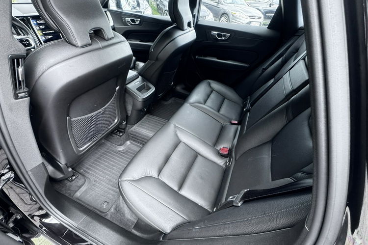 Volvo XC 60 T5 AWD 2.0i turbo inscription full serwis bezwypadkowy zamiana 1.r.gwa zdjęcie 22