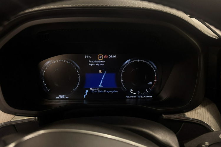 Volvo XC 60 T5 AWD 2.0i turbo inscription full serwis bezwypadkowy zamiana 1.r.gwa zdjęcie 46
