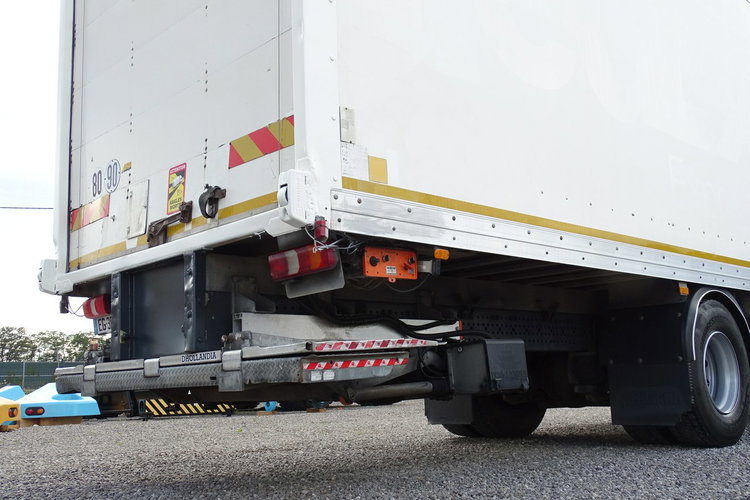 Mercedes ANTOS 1833 Kontener Sprowadzony Euro 6 Książka Serwisowa , 24 Euro Palety , Klima , Blokada Mostu , ASR zdjęcie 14