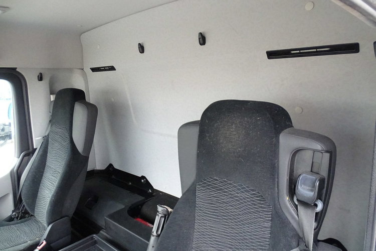 Mercedes ANTOS 1833 Kontener Sprowadzony Euro 6 Książka Serwisowa , 24 Euro Palety , Klima , Blokada Mostu , ASR zdjęcie 16