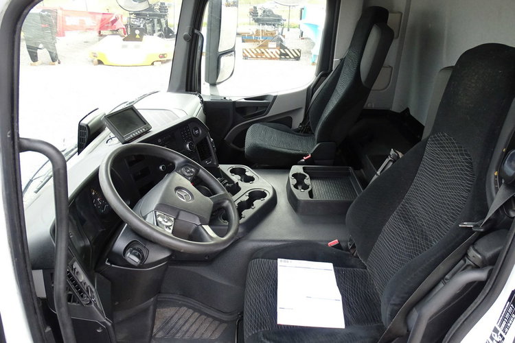 Mercedes ANTOS 1833 Kontener Sprowadzony Euro 6 Książka Serwisowa , 24 Euro Palety , Klima , Blokada Mostu , ASR zdjęcie 6