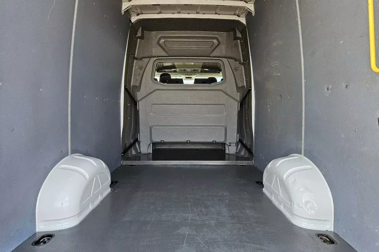 Volkswagen Crafter L3H2 99900zł NETTO Brygadówka 6 osób 2.0TDi/177KM zdjęcie 17