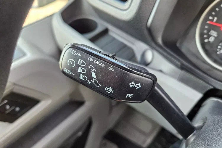 Volkswagen Crafter L3H2 99900zł NETTO Brygadówka 6 osób 2.0TDi/177KM zdjęcie 24