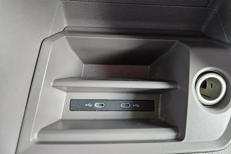 Volkswagen Crafter L3H2 99900zł NETTO Brygadówka 6 osób 2.0TDi/177KM zdjęcie 31