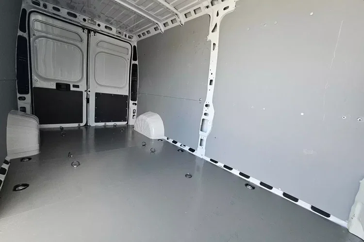 Peugeot boxer L3H2 64999zł NETTO 2.2HDi/140KM zdjęcie 17