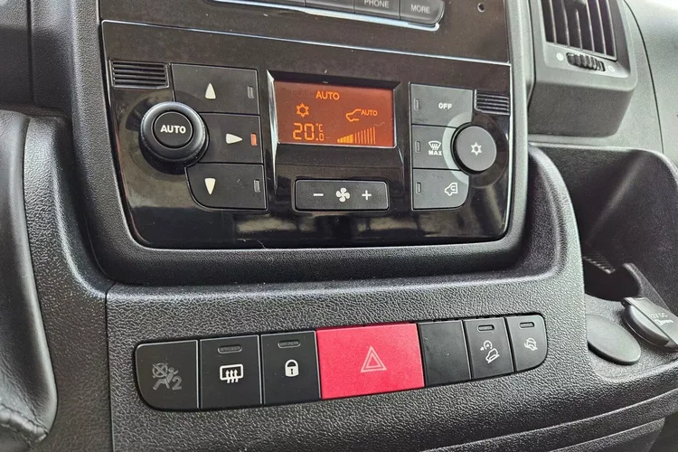 Peugeot boxer L3H2 64999zł NETTO 2.2HDi/140KM zdjęcie 27