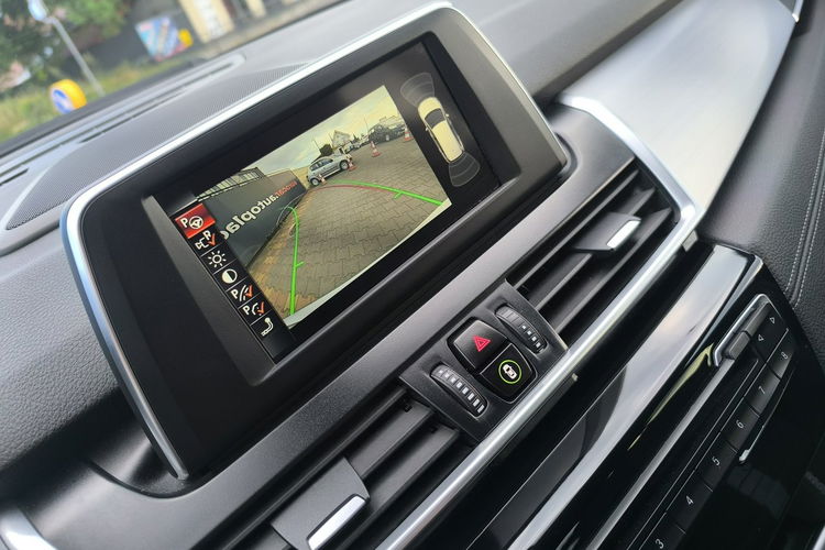 BMW 220 2.0i 198KM Sport Mpakiet zdjęcie 17