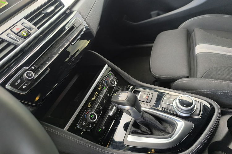 BMW 220 2.0i 198KM Sport Mpakiet zdjęcie 18