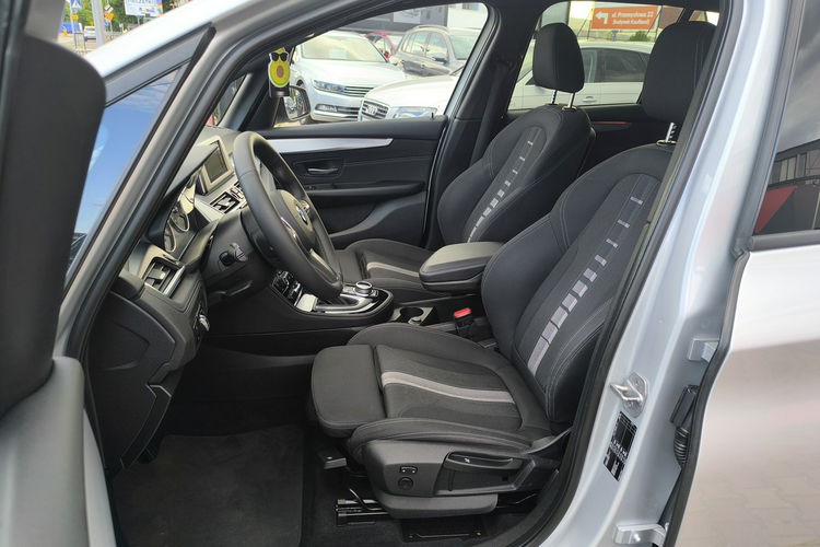 BMW 220 2.0i 198KM Sport Mpakiet zdjęcie 19