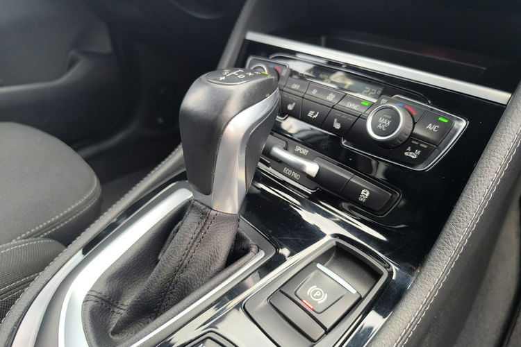 BMW 220 2.0i 198KM Sport Mpakiet zdjęcie 28