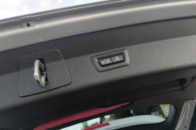 BMW 220 2.0i 198KM Sport Mpakiet zdjęcie 31