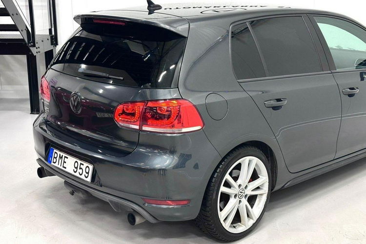 Volkswagen Golf 2.0GTI DSG max opcja full serwis nowy rozrząd skóry Navi xenon gwaran. zdjęcie 17
