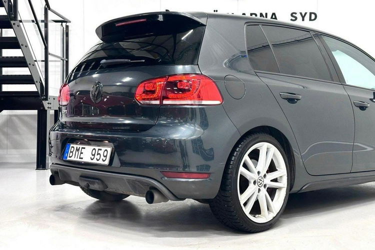 Volkswagen Golf 2.0GTI DSG max opcja full serwis nowy rozrząd skóry Navi xenon gwaran. zdjęcie 18