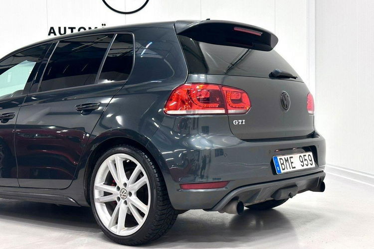 Volkswagen Golf 2.0GTI DSG max opcja full serwis nowy rozrząd skóry Navi xenon gwaran. zdjęcie 19