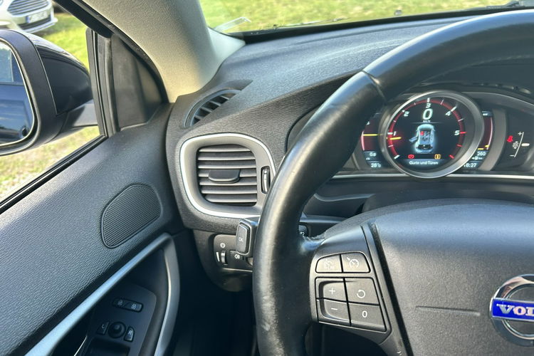 Volvo V40 Super stan zdjęcie 17