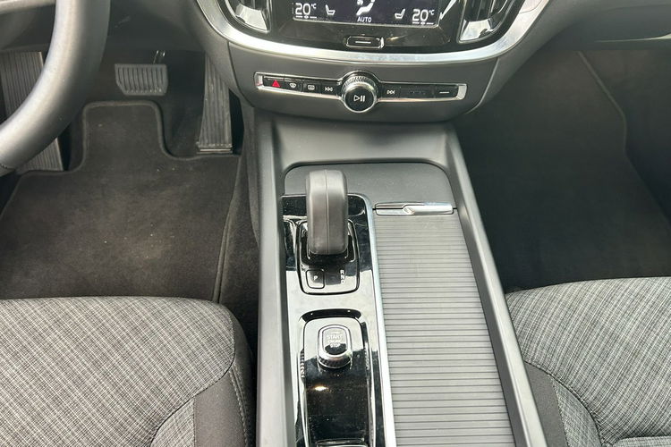 Volvo V60 Super stan Benzyna + Hybryda zdjęcie 13