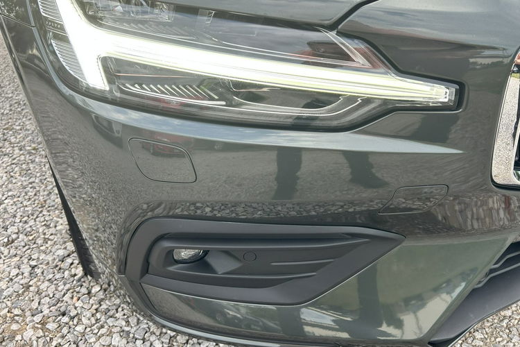 Volvo V60 Super stan Benzyna + Hybryda zdjęcie 24