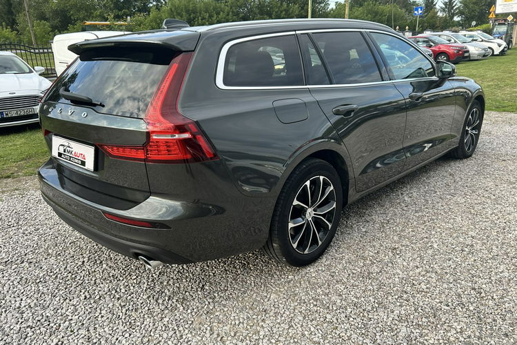 Volvo V60 Super stan Benzyna + Hybryda zdjęcie 5