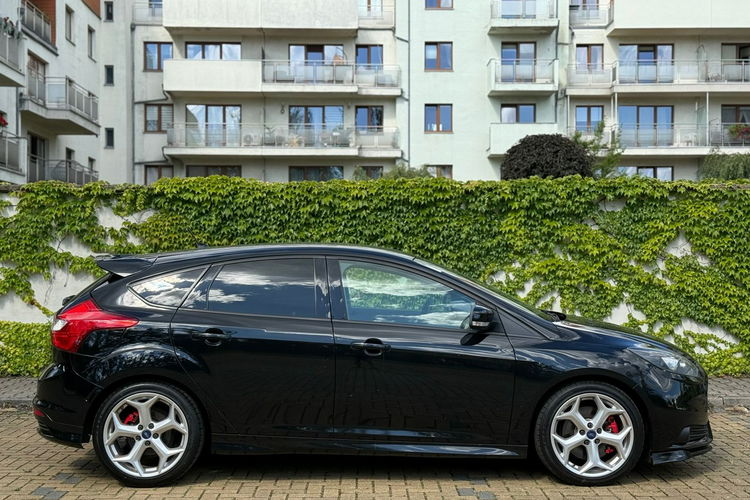 Ford Focus ST 250 Recaro zdjęcie 12