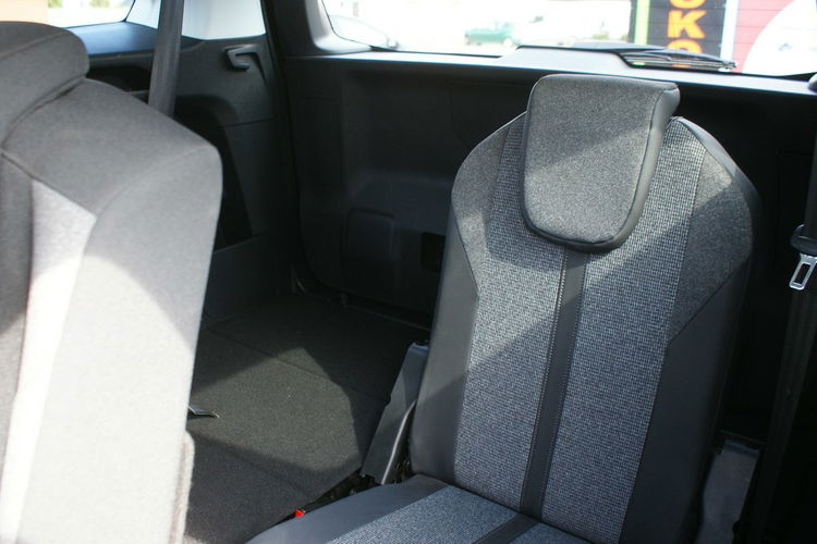 Peugeot 5008 zdjęcie 14
