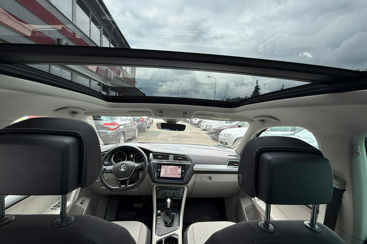 Volkswagen Tiguan Polski salon, automat, LED, podgrzewane fotele, panorama zdjęcie 16