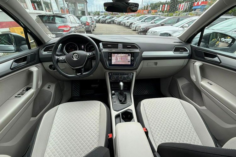 Volkswagen Tiguan Polski salon, automat, LED, podgrzewane fotele, panorama zdjęcie 19