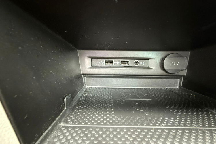 Volkswagen Tiguan Polski salon, automat, LED, podgrzewane fotele, panorama zdjęcie 26