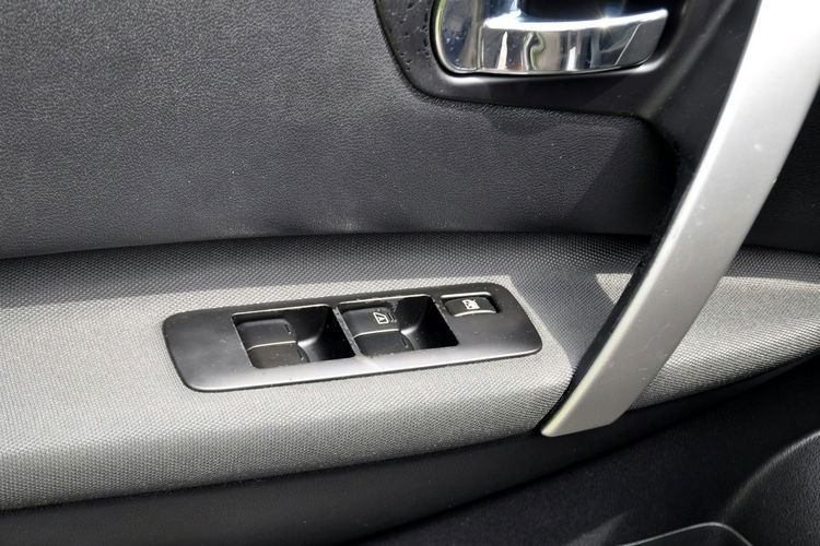 Nissan Qashqai+2 2.0i(141KM) Lift Duża Navi Kamera 7-Foteli Klimatronik Panorama Alu18" zdjęcie 37