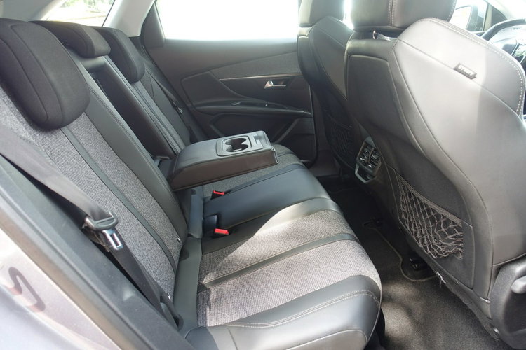 Peugeot 3008 Fv Marża Szklany Dach - Bardzo Bogata Opcja 2.0HDI 150KM zdjęcie 17