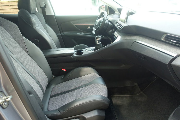 Peugeot 3008 Fv Marża Szklany Dach - Bardzo Bogata Opcja 2.0HDI 150KM zdjęcie 18