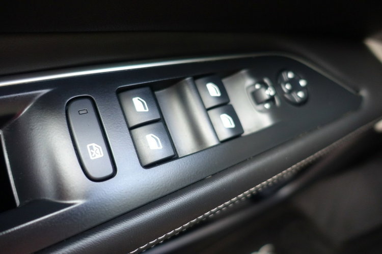 Peugeot 3008 Fv Marża Szklany Dach - Bardzo Bogata Opcja 2.0HDI 150KM zdjęcie 23