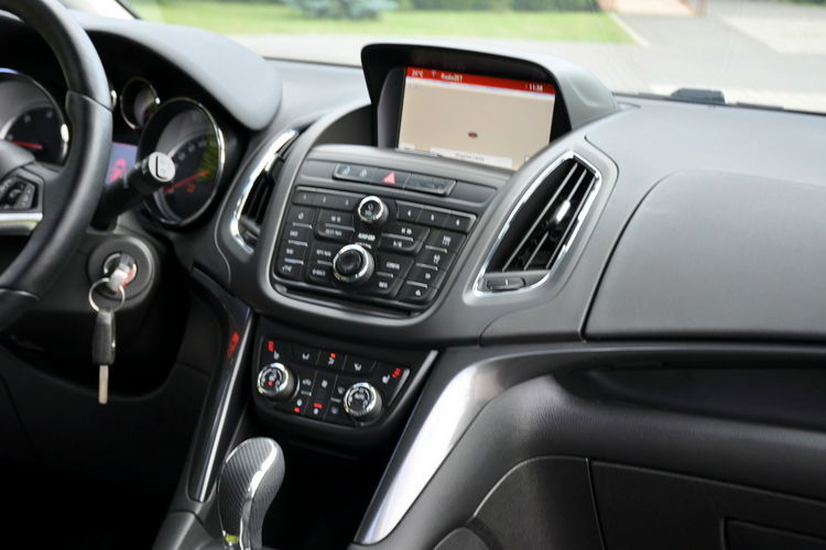 Opel Zafira 2.0d(170KM) Lift Xenon Led Navi Kamera 7-Foteli Welur 2xPark Alu18"ASO zdjęcie 26