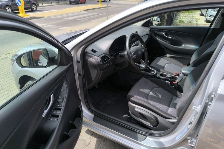 Hyundai i30 1.5DPi 16V 110KM Klimatyzacja Czujniki Parkowania Salon Polska zdjęcie 14