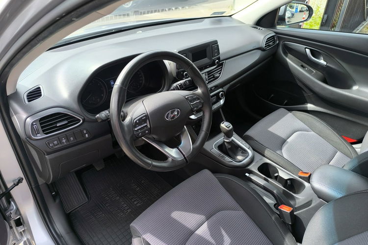 Hyundai i30 1.5DPi 16V 110KM Klimatyzacja Czujniki Parkowania Salon Polska zdjęcie 15