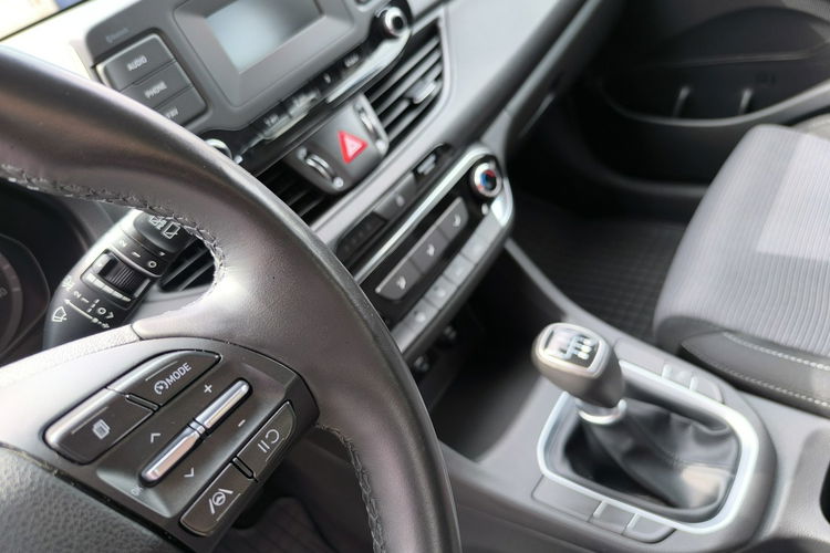 Hyundai i30 1.5DPi 16V 110KM Klimatyzacja Czujniki Parkowania Salon Polska zdjęcie 16