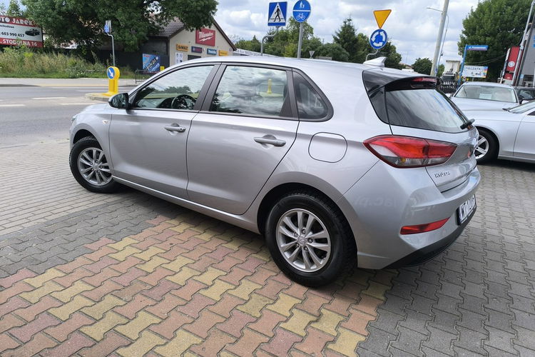Hyundai i30 1.5DPi 16V 110KM Klimatyzacja Czujniki Parkowania Salon Polska zdjęcie 9
