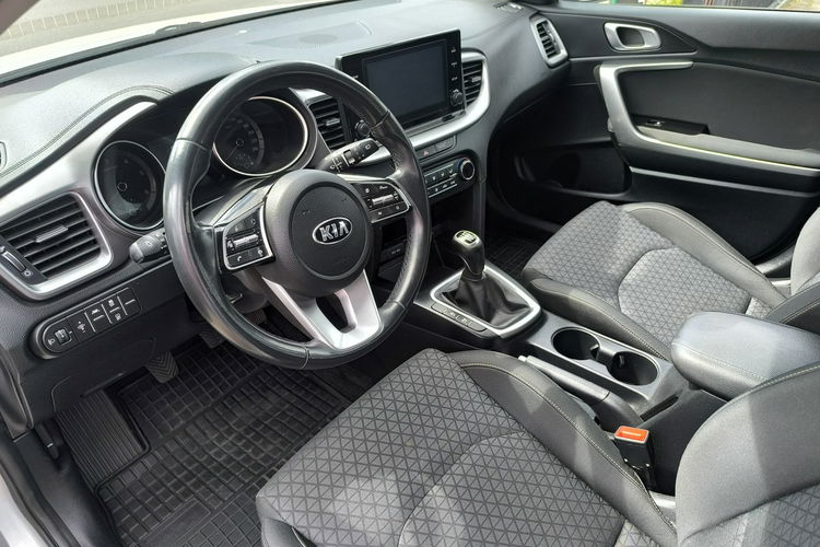 Kia Cee'd 1.6CRDi 116KM Klimatronic Kamera Salon Polska zdjęcie 15