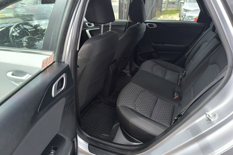 Kia Cee'd 1.6CRDi 116KM Klimatronic Kamera Salon Polska zdjęcie 19