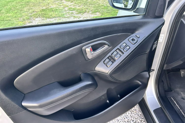 Hyundai ix35 Super stan zdjęcie 10