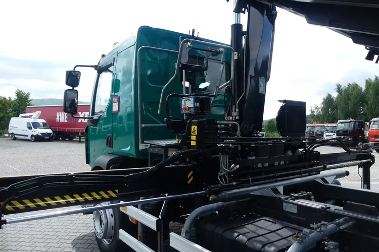 Renault D 14 / WYWROTKA + HDS HIAB 111 SKŁADANY W Z / ŁYŻKA / zdjęcie 6