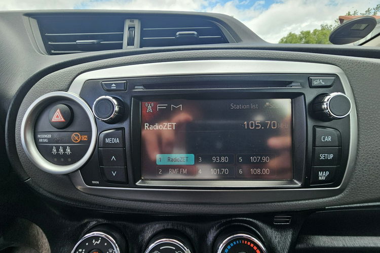 Yaris Kamera cofania, alufelgi, serwisoawany Toyota,  zdjęcie 20